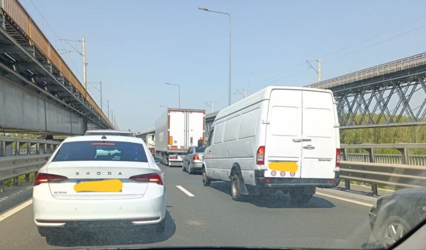 se circula bara la bara pe dn 39 intre agigea si eforie nord si pe autostrada a2 intre medgidia si fetesti ce rute alternative puteti alege 68a19ddba7a55