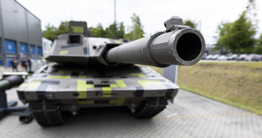 seful celui mai mare producator german de arme spune ca preturile tancurilor si armamentului vor scadea in timp ce europa se inarmeaza 689c1a322a1a2