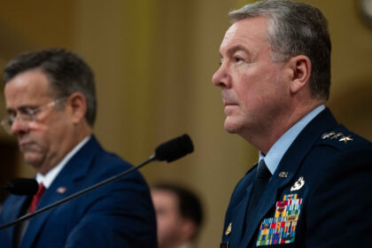 seful serviciului de informatii militare al sua a fost demis cu ce l a suparat jeffrey kruse pe trump 68a978485b287