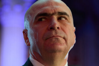 sindicalistii din educatie ii cer lui ilie bolojan sa dezminta afirmatiile privind norma didactica e complet fals 68a44aeb2f080