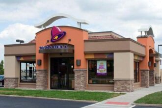 taco bell isi regandeste sistemul dupa ce un barbat a comandat 18 000 de sticle de apa 68b2fdcfb207c