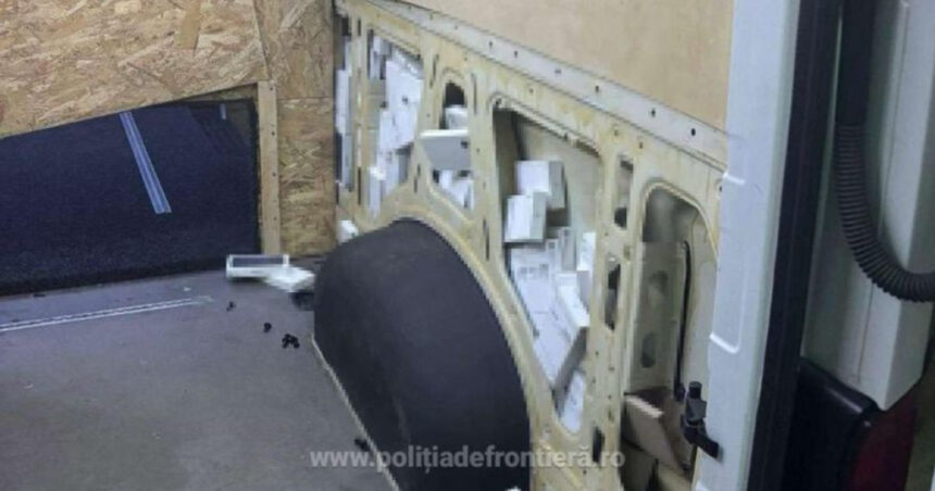 telefoane de 700 000 lei ascunse in peretii unui microbuz din ucraina captura politiei de frontiera la vicovu de sus 68ac4e3169286