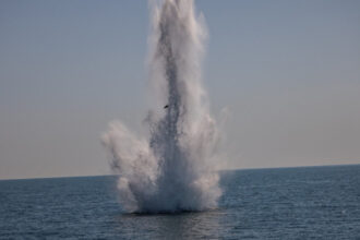 trei inotatori au fost ucisi in apele marii negre la odesa in explozii provocate aparent de mine marine 6898d15cbbc5b