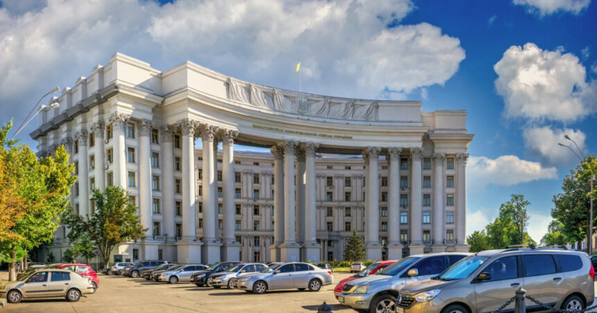 ucraina avertizeaza ca rusia vrea redesenarea granitele europene asa cum a facut in pactul ribbentrop molotov din 1939 68ab1e524dedc