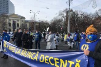 ultima ora anunt primariile se inchid incepand de vineri s a umplut paharul o zi zboara o zi nu zboara azi nu zboara 68b09f470a074