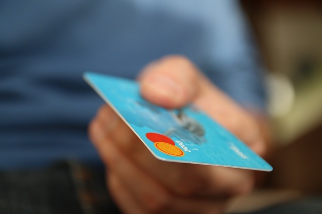 ultima ora firmele nou infiintate vor trebui sa isi deschida cont la banca in termen de 30 de zile toti comerciantii vor accepta plata cu cardul bancile vor monta pos uri in maxim 30 de zile de la s 689dfda2cfcdf