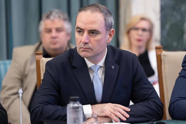 ultima ora nazare dispare plafonul de 50 000 de lei pentru plata cu cardul la comercianti am discutat cu arb si astept sa vad daca bancile sunt de acord sa scada costurile 689c77ff5234f