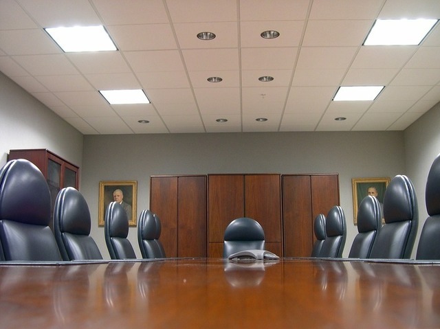 ultima ora noile indemnizatii reduse si numarul maxim de sefi la companiile de stat sefii care refuza vor fi dati afara criterii noi pentru firmele care selecteaza managerii 68a2f18c98f31
