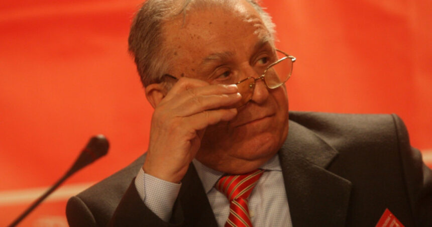 ultimul mesaj al lui ion iliescu pentru romani aveti o miza in pastrarea democratiei va doresc sa nu va urati pentru votul vostru 68921df24f699