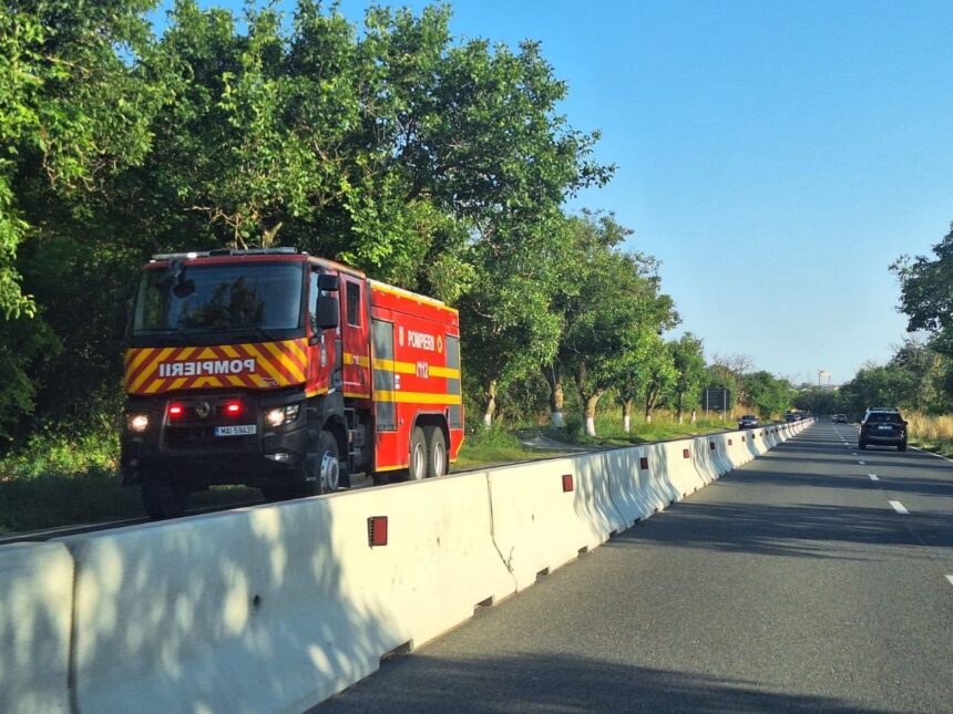 un autoturism a luat foc in sensul giratoriu din lazu 6894cd019d364