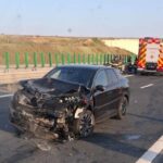 un autoturism s a izbit de parapete pe autostrada soarelui la iesire din cernavoda 68ac238e9d5dd