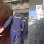 un fals politist din constanta prins cand facea controale pe plaja la eforie sud iata ce condamnare a primit judecatorii i au confiscat insigna 6893a0af97cd2