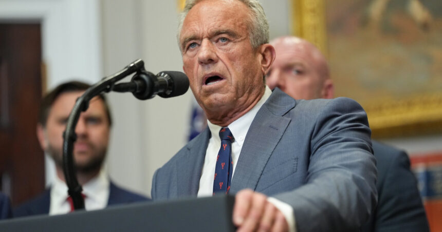 un grup de profesionisti din domeniul sanatatii solicita demiterea lui rfk jr distrage atentia publicului 689c79e69e72d