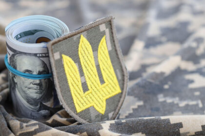 un oficial al ministerului apararii din ucraina este acuzat ca a acceptat mita in valoare de 13 milioane de dolari 689c3a25aae17