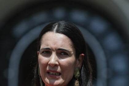 usr nou atac la psd clotilde armand ramane acelasi copil problema al romaniei 68ad86de02ccb
