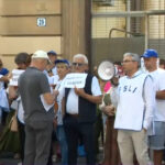 video a treia zi de proteste in fata ministerului educatiei profesorii ameninta ca nu incep scoala bac ul de toamna in pericol 688c8cc3d30f7
