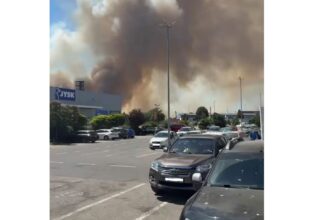 video alerta in medgidia arde vegetatia uscata langa scoala gimnaziala i l caragiale 68a1b9a86665e