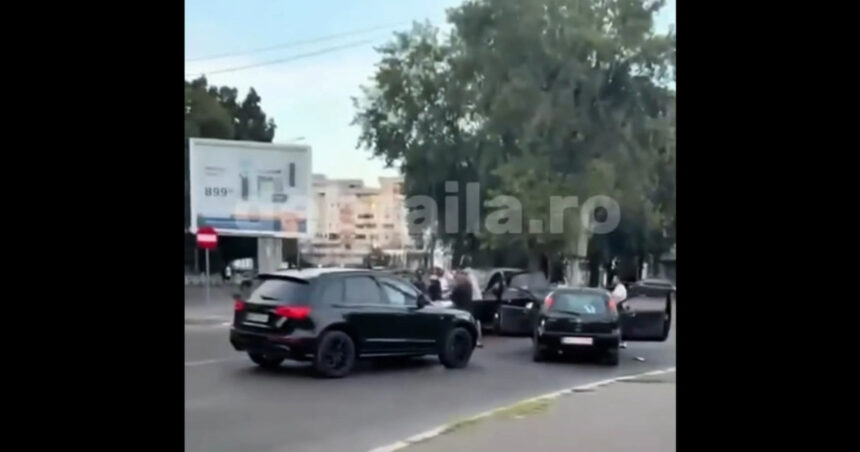 video bataie cu sabii si topoare in trafic in braila politistii ii cauta pe agresori scenele socante au fost filmate de martori 68a5b6dd0e4db