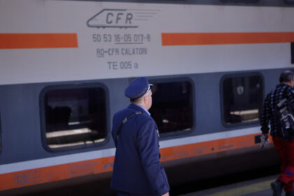 video cazul liniei de tren inchise la un an de la deschidere anterior calatorii au asteptat 19 ani redeschiderea traseului 68a0545aaddc6