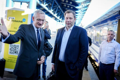 video continua desantul diplomatic la kiev liderii din norvegia si germania au sosit in ucraina 68ac2f4ece0cc