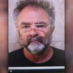 video detinutul evadat din ambulanta care il ducea la jilava a fost prins a sarit pe geamul autospecialei si s a ascuns pe camp 689d7d3513994
