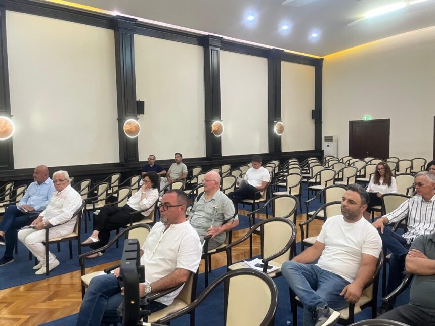 video discutii aprinse la primaria constanta pe tema vanzarii imobilelor municipiului 689d988d549d2