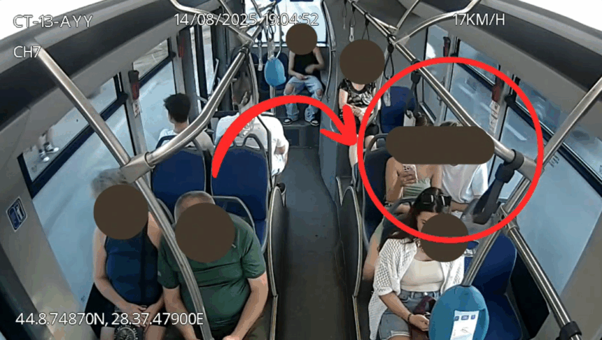 video doua femei au fost prinse fumand intr un autobuz ct bus 68a4799ad5172