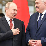 video e lent pentru ca ii pasa aleksandr lukasenko crede ca pornirile umanitare ale lui putin franeaza avansul militar rus in ucraina 6890e6dd46ec2