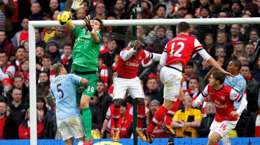 video exclusiv parada senzationala a lui costel pantilimon in premier league voyo romanul a jucat in man city arsenal 6 3 68aaa4116c5d3