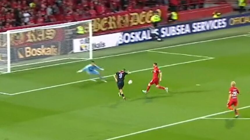 video exclusiv video cu golul lui daniel birligea atacantul fcsb ului a deschis scorul cu aberdeen 68a774ce01d8d