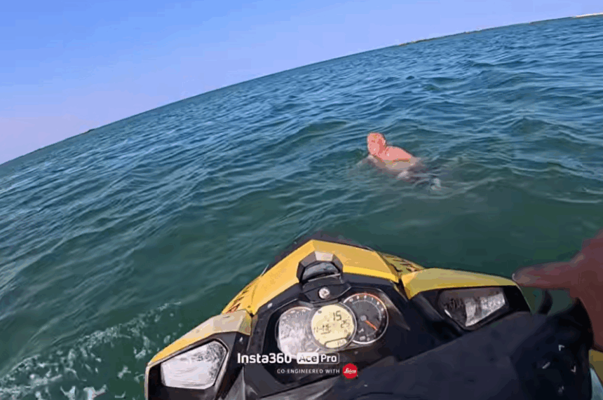 video mamaia un barbat a fost la un pas de moarte salvamarii l au recuperat in ultimul moment 68aaf73134805