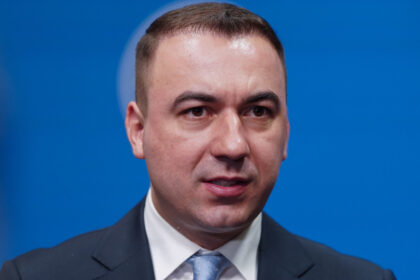 video ministrul bogdan ivan exista dezmat din banii publici in foarte multe companii de stat masurile erau necesare 68b21bf9b1d11