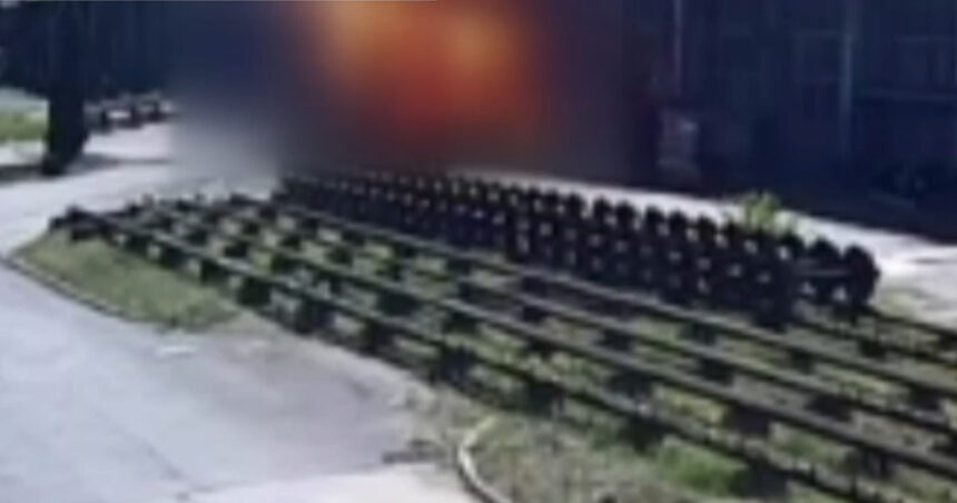 video momentul cand avionul ultra usor cu doi oameni s a prabusit in arad surprins de o camera de supraveghere 6898e00bbe30f