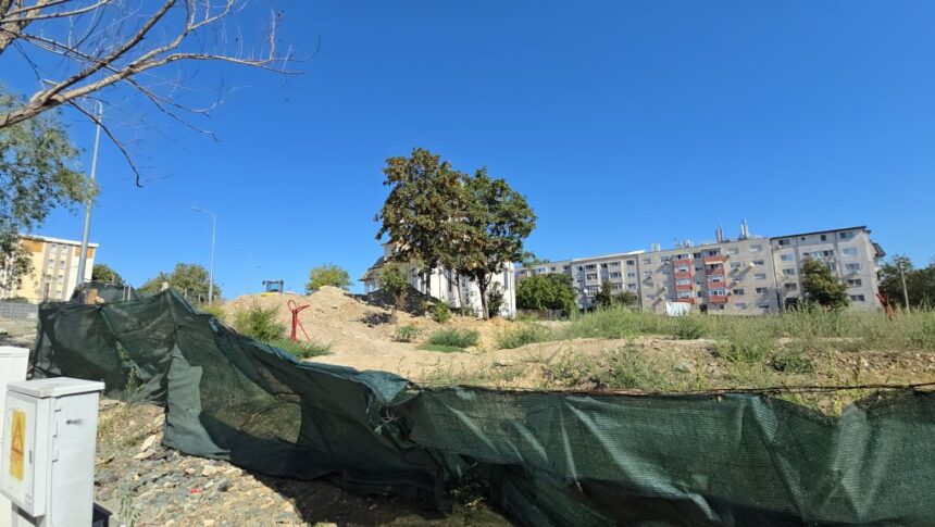 video nu mai lucreaza nimeni la parcul de la soveja santierul a fost abandonat ca si amenajarea noului cap de linie pentru autobuze 68a7927e5d449