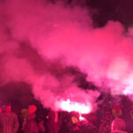 video proteste violente cu torte si petarde in serbia doua tabere s au confruntat sustinatorii lui vucic cu manifestantii anti guvern 689d9861753e8