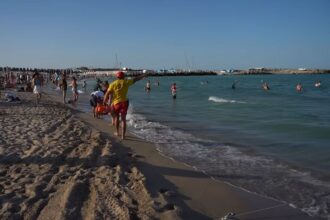 video salvamarii din eforie nord avertizeaza ignorarea regulilor pe plaja te poate costa scump 68908411e9adb