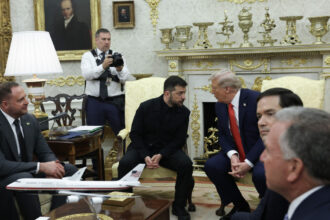 video trump anunta ca sua se vor implica in problema garantiilor de securitate pentru ucraina razboiul se va incheia lumea s a saturat 68a373d70f5e6