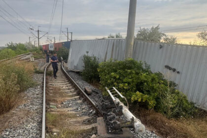 videofoto circulatia trenurilor a fost blocata vineri dimineata intre constanta si mangalia din cauza deraierii unui marfar la agigea 688c8ca5d2b65