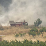 videofoto incendiul din sudul frantei a mistuit 16 000 de hectare un mort si 13 raniti intre care un pompier si o persoana sunt in stare grava 6894f2424f236