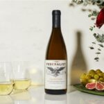 vinul zilei un chardonnay american cu arome de ananas pere crema de vanilie tarta cu lamaie si condimente fine ideal alaturi de piept de pui in sos de unt si lamaie peste alb mai gras sau paste 6895956f4319e