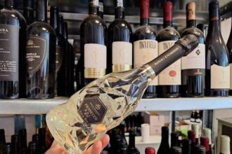 vinul zilei un prosecco bio si vegan cu perlaj fin si note olfactive de pere coapte piersici albe si floare de salcam savurati l ca atare sau alaturi de peste risotto cu legume sau carne alba 68ad531eb664f