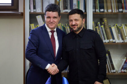 volodimir zelenski ii multumeste lui nicusor dan ucraina pretuieste livrarile romaniei de echipament defensiv 68ac7a1f8016f