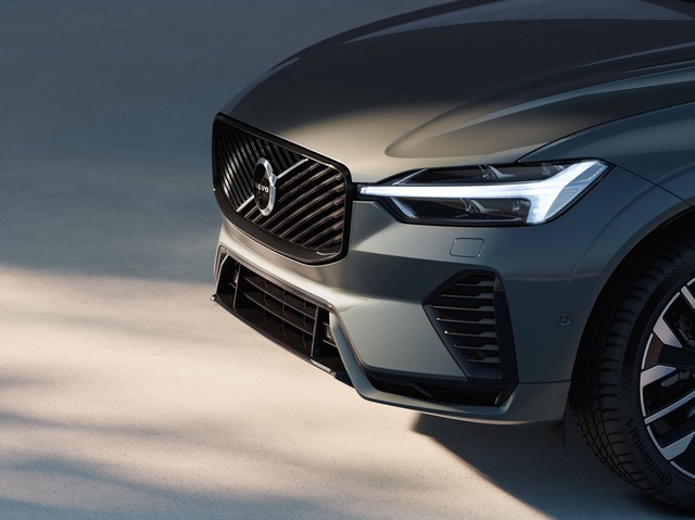 volvo a cincea luna consecutiva de scaderi in acest an pe segmentul electric a pierdut un sfert din vanzari dar nici motoarele cu combustie nu se simt prea bine 6892307956944