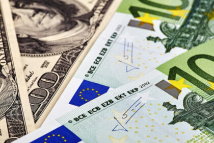 zeci de mii de bancnote false valorand peste 4 milioane de euro au fost descoperite in judetul vrancea 68add56f7030c