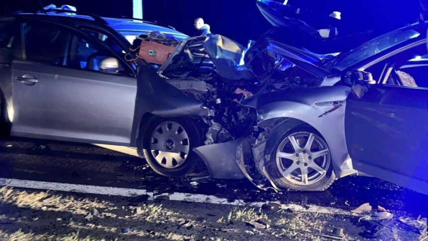 accident cu 9 raniti pe dn 22 dupa ce doua masini s au ciocnit 68da19907d4bb