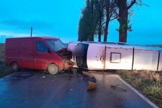 accident rutier la iesire din municipiul tulcea catre agighiol ambii soferi transportati la spital 68c415b380da0