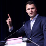 activistul conservator charlie kirk va fi decorat post mortem cu medalia libertatii anuntul facut de donald trump 68c2ed1fda150