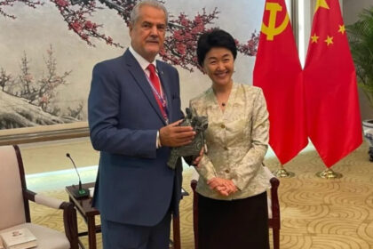 adrian nastase participa la parada militara de la beijing unde vor fi prezenti xi jinping vladimir putin si kim jong 68b71dd2bede5