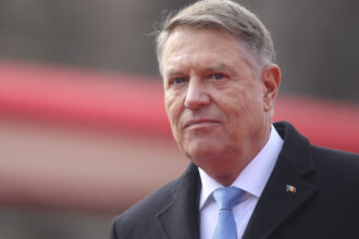 adrian nica anaf i a comunicat lui iohannis suma pe care o datoreaza pentru chiria casei din sibiu si i a cerut predarea imobilului 68c959b589e0d