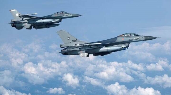 alerta aeriana la granita cu ucraina doua aeronave f 16 au decolat de la baza din fetesti 68c13d6a4d229